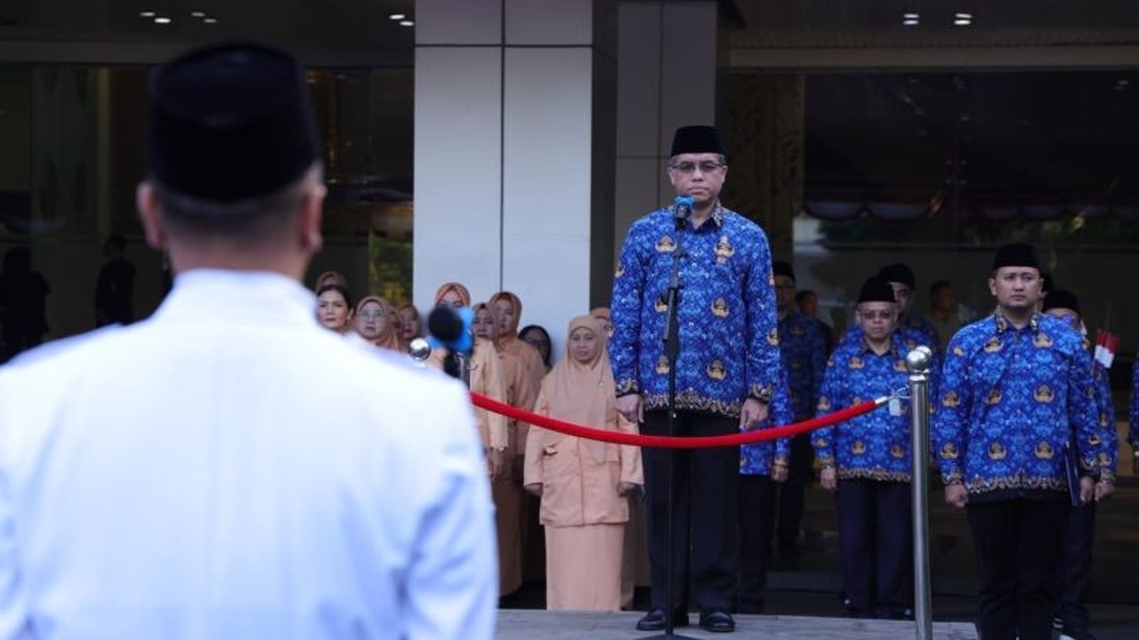 Menteri Ketenagakerjaan menegaskan HUT ke-80 RI adalah momentum krusial membangun ekosistem ketenagakerjaan yang inklusif dan produktif. Apa saja langkah strategisnya?