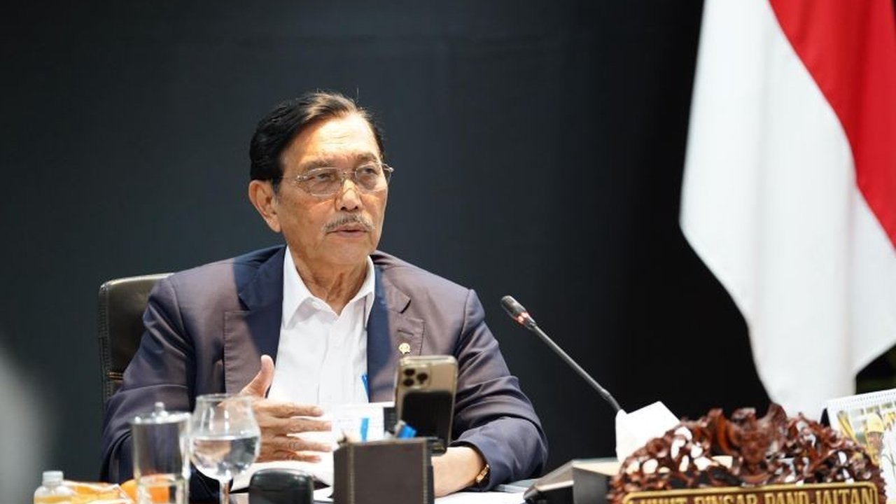 Ketua DEN Luhut Binsar Pandjaitan menyoroti HUT RI ke-80 sebagai momentum krusial penegakan keadilan sosial Indonesia. Apa saja poin penting yang disampaikan?