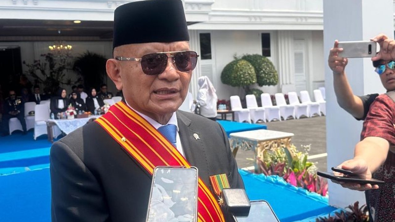 Wakil Menko Polkam memastikan seluruh rangkaian Perayaan HUT RI ke-80 berlangsung aman dan lancar, dari kirab hingga upacara. Simak detail pengamanan dan antusiasme warga!