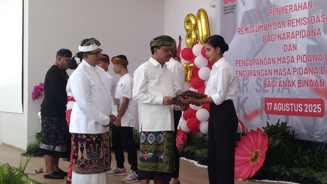Ribuan warga binaan di Bali mendapatkan Remisi HUT RI ke-80, termasuk ratusan yang langsung bebas. Simak detail lengkap dan harapan di balik pemberian remisi ini!