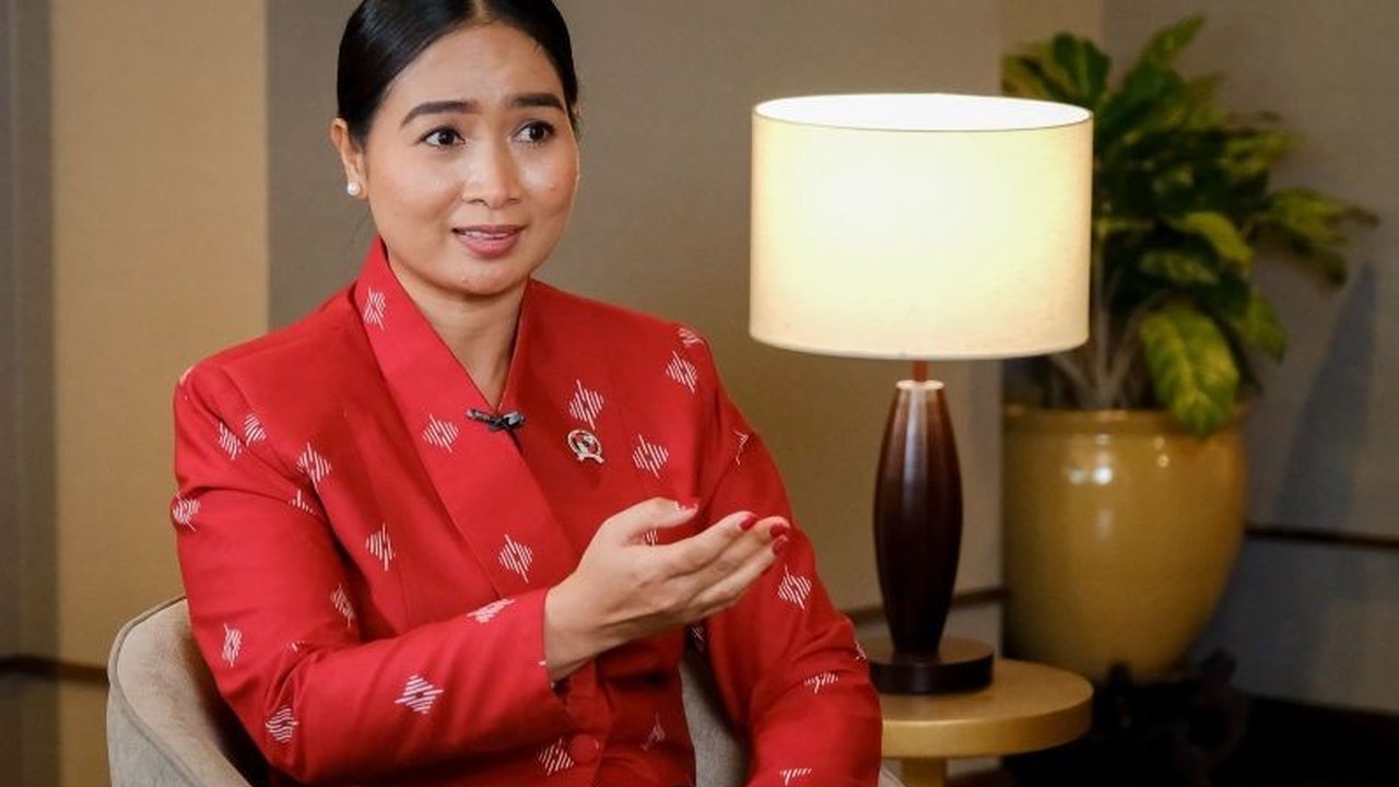 Wakil Menteri Pariwisata Ni Luh Puspa umumkan 110 event Karisma Event Nusantara 2025 siap digelar, berpotensi besar dongkrak perekonomian dan pariwisata daerah.