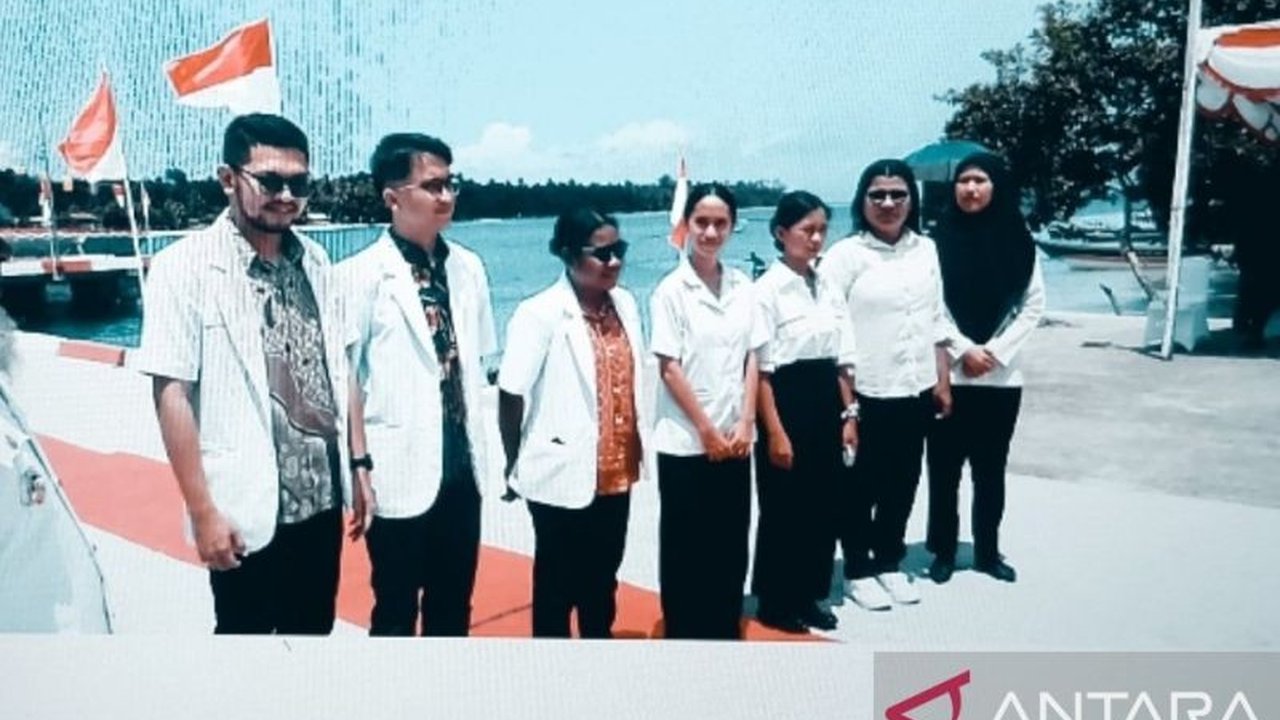 Kementerian Kesehatan menugaskan tujuh Dokter Khusus Biak Papua untuk memperkuat layanan Puskesmas di wilayah terpencil. Simak bagaimana langkah ini diharapkan meningkatkan akses kesehatan masyarakat.