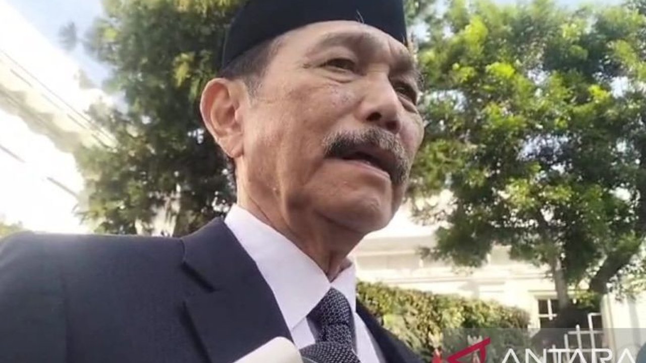 Luhut Binsar Pandjaitan menyoroti kekompakan presiden terpilih di HUT ke-80 RI, sementara Megawati Soekarnoputri tidak hadir. Mengapa?