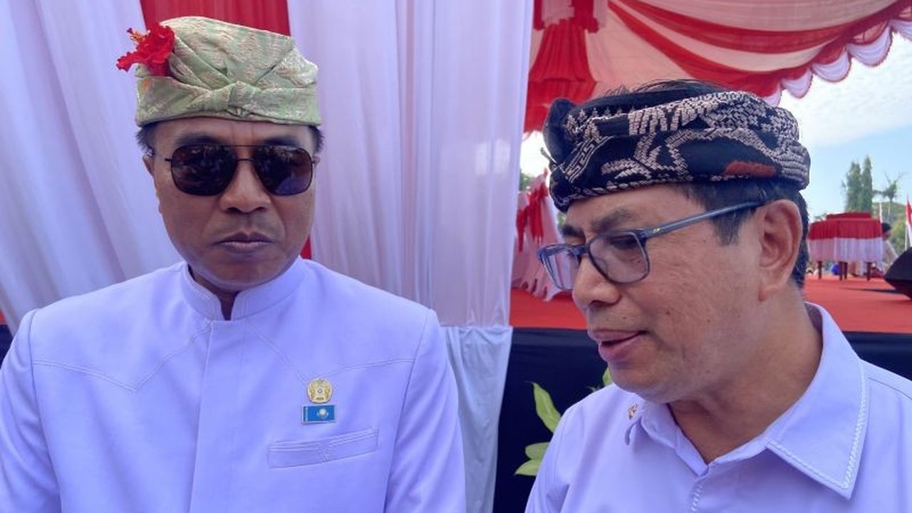 Asita Bali mengajak agen perjalanan wisata mendukung penuh pengumpulan Pungutan Wisatawan Asing (PWA) yang baru mencapai 32 persen, demi kelestarian alam dan budaya Pulau Dewata.