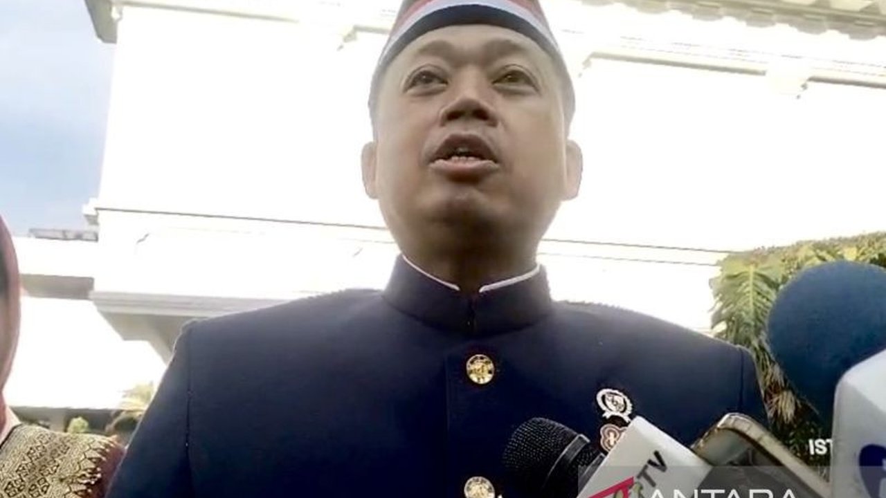 Menteri ATR/BPN Nusron Wahid menyoroti makna persatuan 17 Agustus setelah ketidakhadiran Megawati Soekarnoputri di Upacara Istana. Apa pesannya?