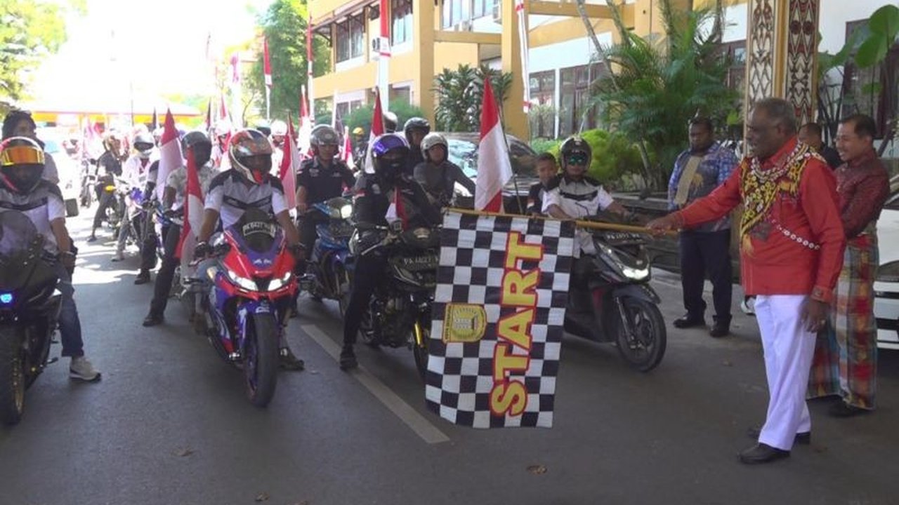 Ratusan komunitas motor di Jayapura meriahkan HUT ke-80 RI dengan Konvoi Merah Putih Jayapura, menunjukkan semangat persatuan dan penghormatan kepada veteran. Simak detailnya!