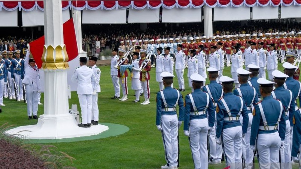 Dubes Palestina Zuhair Al-Shun hadir dalam peringatan HUT Ke-80 Kemerdekaan RI, menyampaikan harapan agar Indonesia selalu kuat dan bersatu, namun menolak menjawab isu evakuasi warga Gaza.