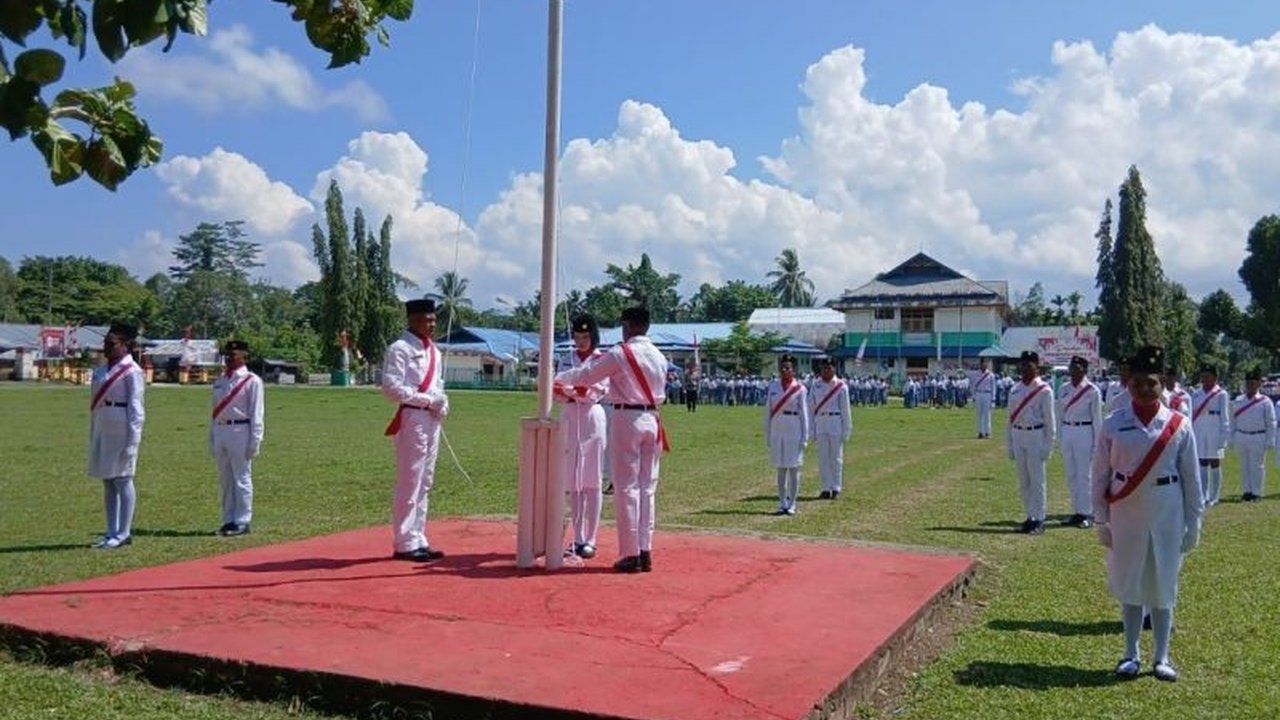 Pemerintah Distrik Nimboran menggelar lomba kebersihan Nimboran dalam rangka HUT ke-80 RI, mengajak masyarakat mempercantik 13 kampung. Apa dampak positifnya bagi lingkungan?