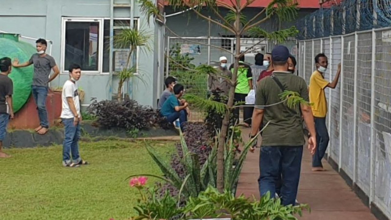 Ribuan narapidana di Sumatera Selatan mendapatkan Remisi Narapidana Sumsel pada momen HUT ke-80 RI. Siapa saja yang berhak dan berapa banyak yang langsung bebas?