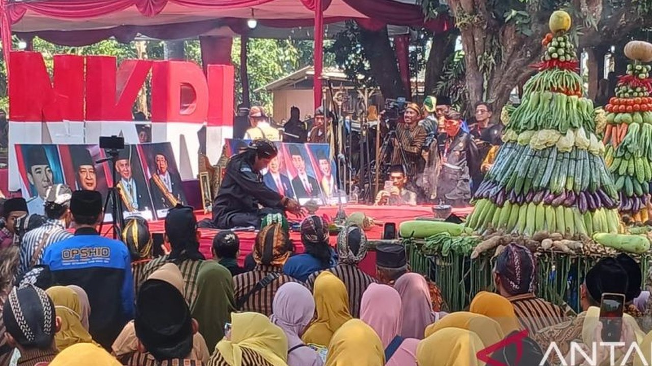 Ratusan Warga Ikuti Ruwatan Negara di Situs Bung Karno Kediri: Mengenang Jejak Masa Kecil Sang Proklamator