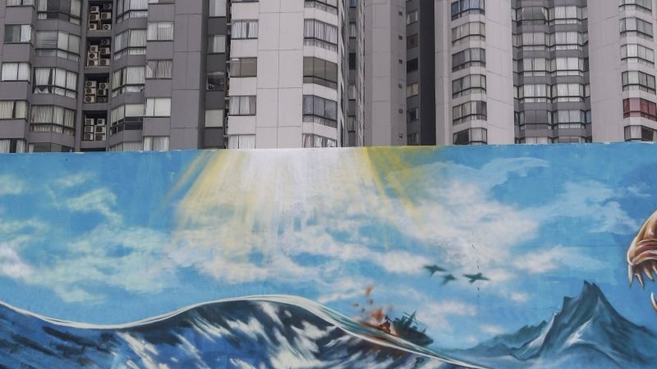 DPRD DKI Jakarta menyoroti tren Kenaikan IPL Apartemen Sepihak oleh pengelola, memicu konflik dengan penghuni. Apa penyebab dan bagaimana solusinya?