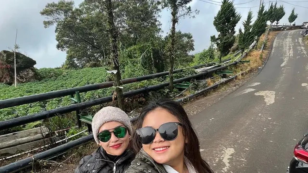 Curhatan Pilu Sherly, Anak Sulung Mpok Alpa: Janji Wisuda dan Kondisi Terkini Pasca Kepergian Ibunda (sumber: Instagram/_mrshrlynaaa)