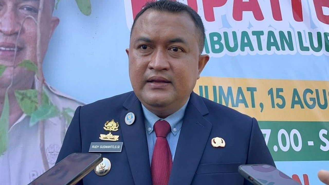 Pemerintah Kabupaten Bogor memperpanjang program pembebasan PBB Bogor di bawah Rp100 ribu hingga akhir Agustus 2025. Simak rincian keringanan pajak lainnya yang bisa Anda manfaatkan!