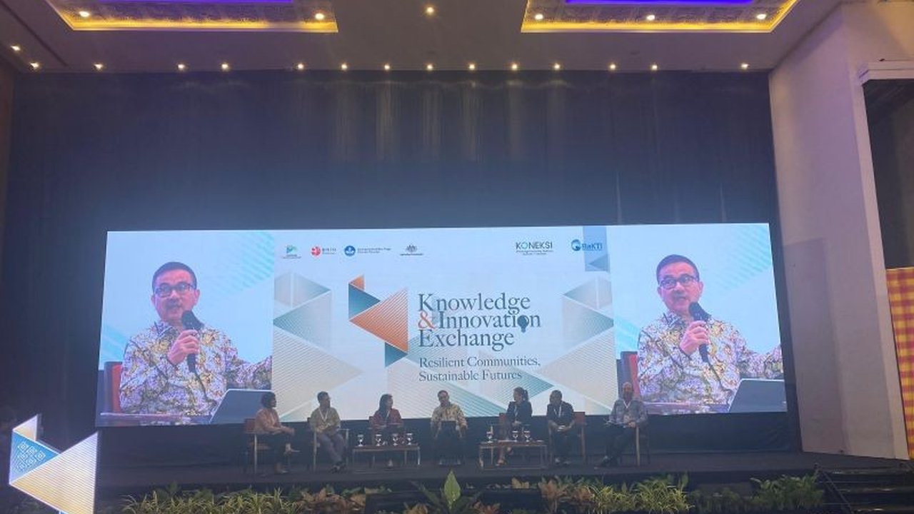 Program Peneliti Perubahan Iklim KONEKSI perdana di Makassar menyoroti 38 penelitian dampak iklim di Indonesia Timur, mengungkap strategi ketahanan komunitas lokal. Simak selengkapnya!