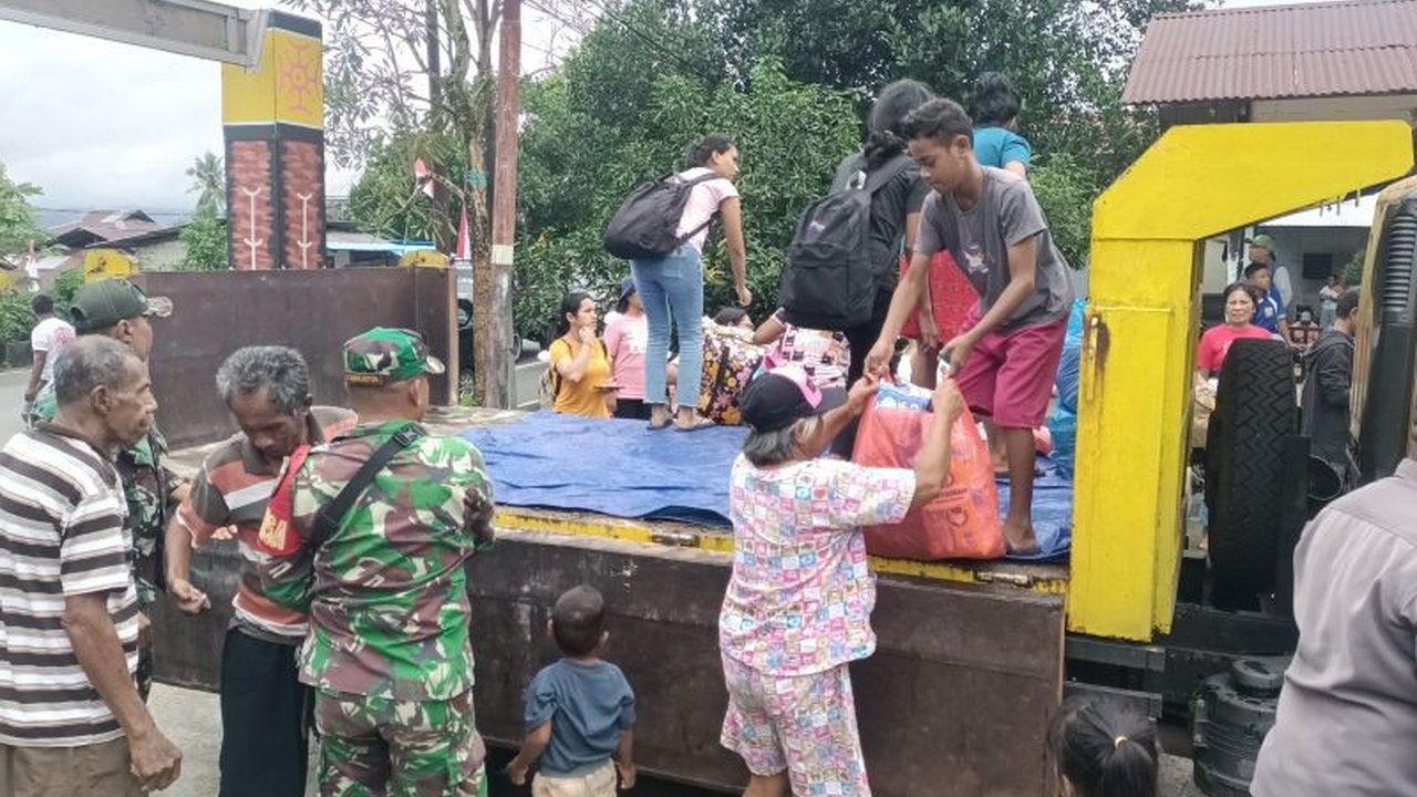 Polda Maluku kawal ketat proses Pemulangan Pengungsi Hunuth pasca konflik sosial. Ratusan KK mulai kembali ke rumah, namun sebagian masih di pengungsian. Apa yang terjadi?