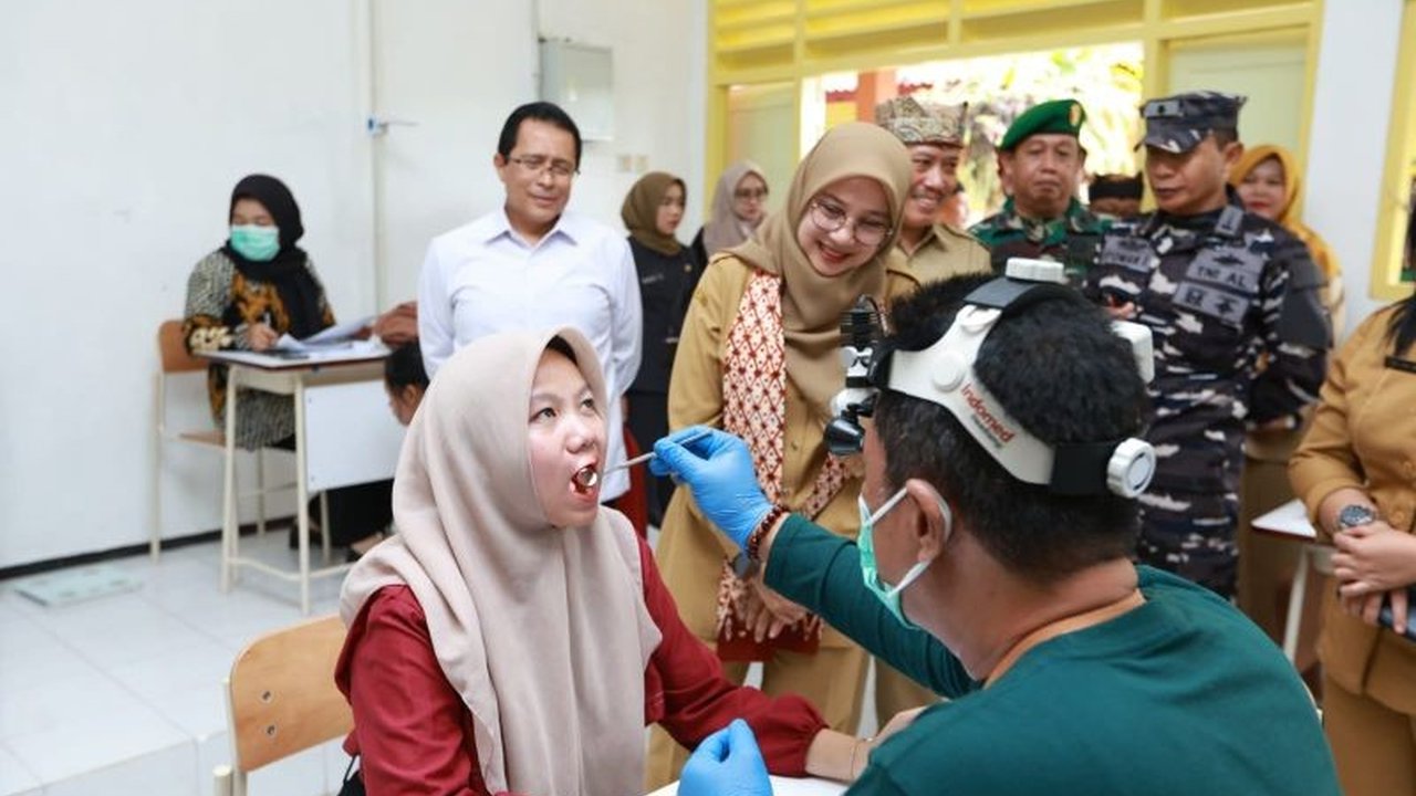 Program Cek Kesehatan Gratis (CKG) di Banyuwangi telah menjangkau 44.917 pelajar. Deteksi dini penyakit dan upaya pencegahan terus digalakkan. Apa saja hasilnya?