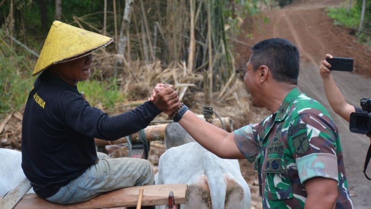 Kasdam XIII/Merdeka Brigjen TNI Yustinus Nono Yulianto mengajak masyarakat menjaga hasil TMMD ke-125 di Manado dan Bone Bolango. Apa saja pencapaian TMMD kali ini?