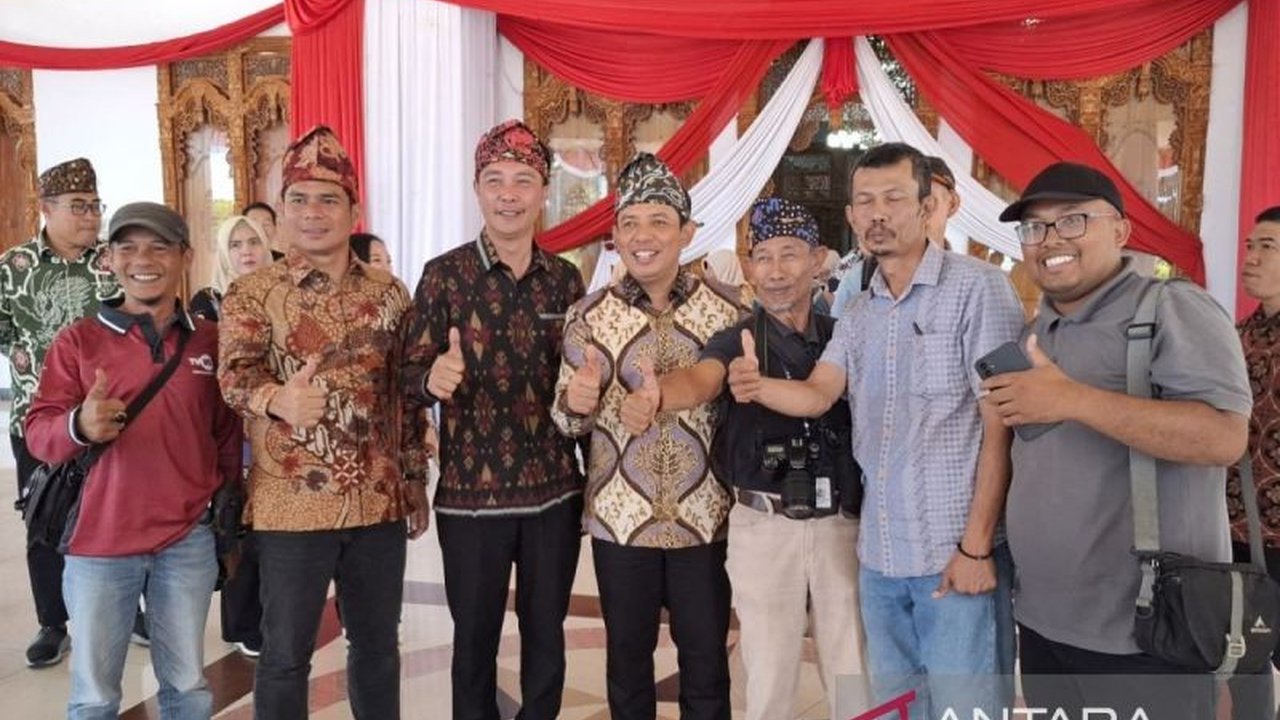 Pemkot Bengkulu dan Pemkab Rejang Lebong resmi menjalin Kerja Sama Pariwisata Bengkulu Rejang Lebong. Sinergi ini diharapkan mampu meningkatkan kunjungan wisatawan dan ekonomi daerah. Apa saja destinasi unggulannya?