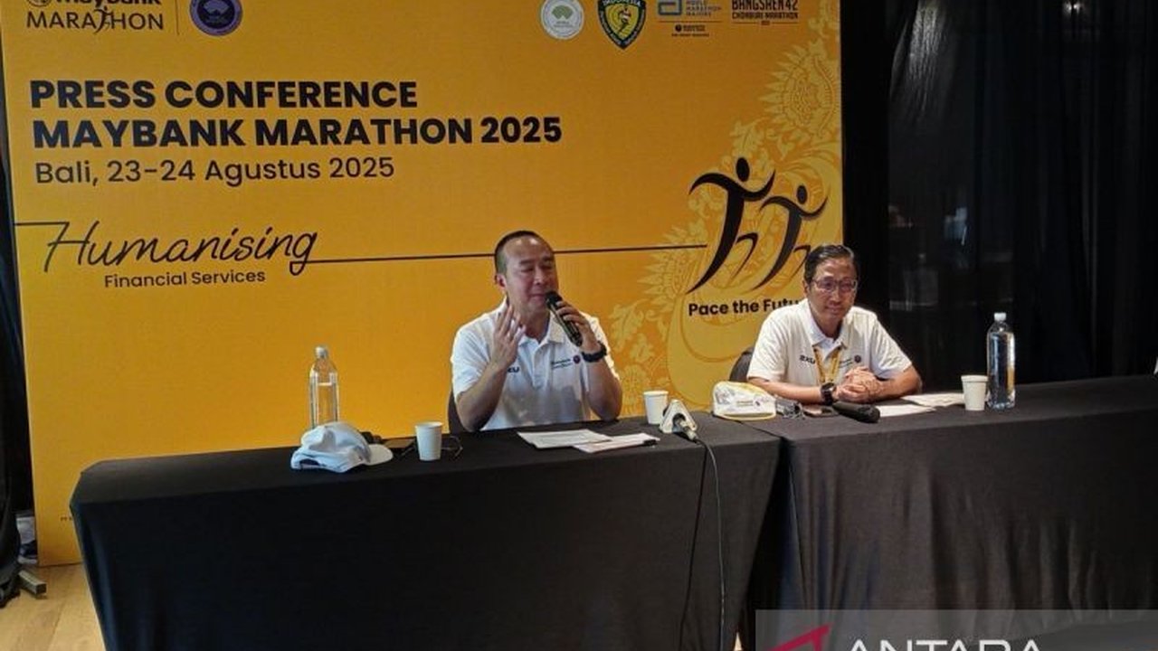 Sebanyak 22 pelari elite nasional dan internasional siap berkompetisi di Maybank Marathon 2025 di Gianyar, Bali. Simak detail persiapan dan jumlah peserta yang meningkat drastis!