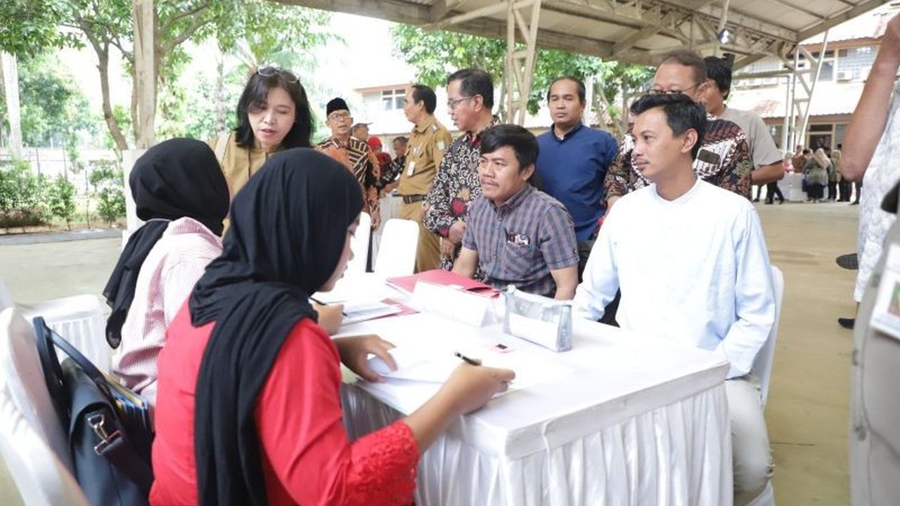 Pemkot Tangerang serius perkuat ekonomi rakyat melalui pelatihan manajerial bagi 104 Koperasi Merah Putih di seluruh kelurahan. Apa dampak program ini bagi warga?