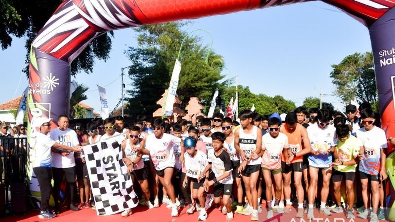 Ribuan Gen-Z penuhi Colour Run Situbondo 2025! Ajang ini jadi strategi Pemkab Situbondo untuk memotivasi masyarakat gemar olahraga. Penasaran mengapa?