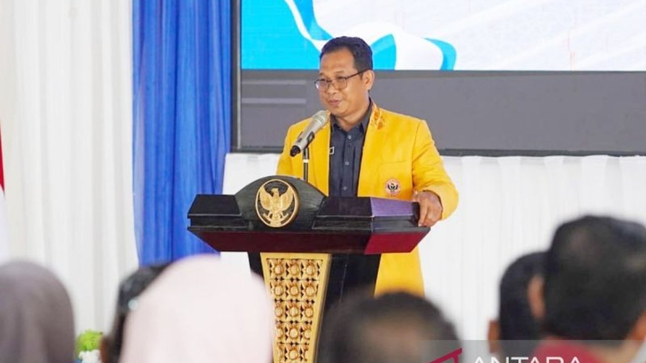 Universitas Lambung Mangkurat (ULM) menunjukkan komitmen luar biasa dengan menjamin biaya kuliah 90 mahasiswa difabel hingga lulus. Simak bagaimana Beasiswa Mahasiswa Difabel ULM ini diwujudkan!
