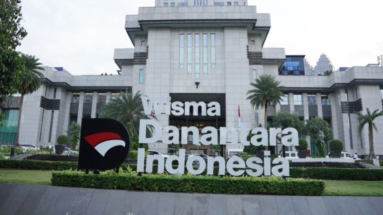 Kehadiran Badan Pengelola Investasi Daya Anagata Nusantara (Danantara) dinilai memperkuat posisi Indonesia sebagai pemimpin investasi global. Bagaimana Danantara berhasil menarik miliaran dolar dalam waktu singkat?
