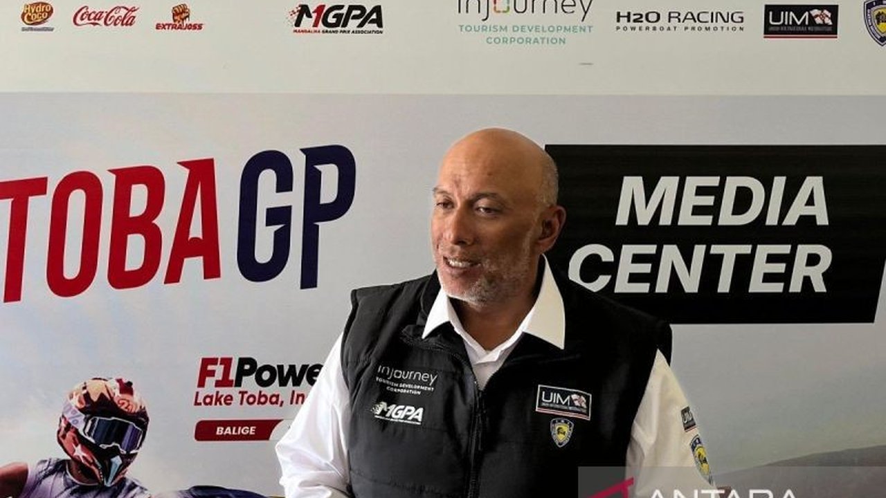 Sprint Race F1 Powerboat Danau Toba 2025 di Danau Toba sukses digelar. Bagaimana kondisi gelombang dan siapa pembalap yang unggul? Simak selengkapnya!