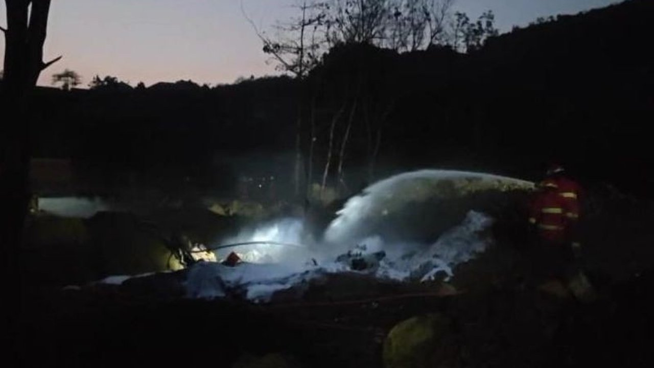 Setelah perjuangan panjang selama enam hari, kebakaran sumur minyak ilegal di Blora akhirnya berhasil dipadamkan. Simak detail upaya tim gabungan dan dampak insiden ini.