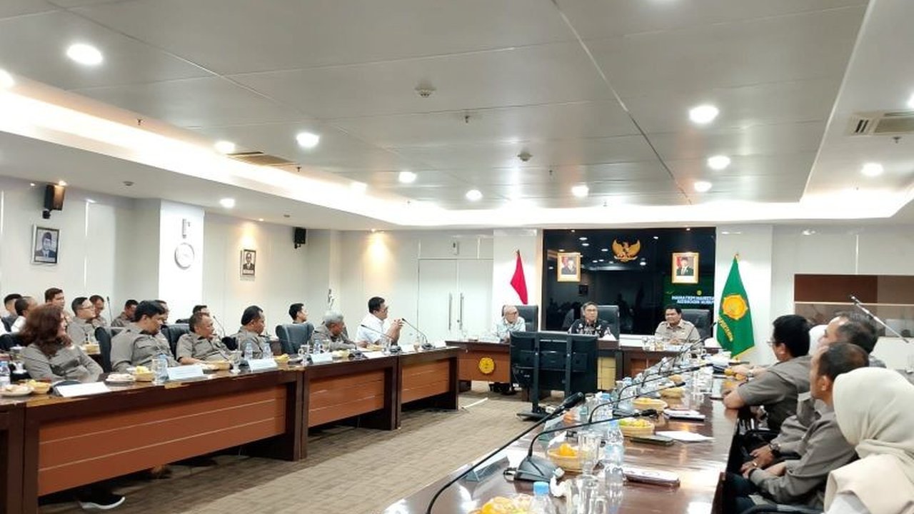 Tani Merdeka Indonesia akan menggelar Rapat Pimpinan Nasional (Rapimnas) untuk mengkonsolidasikan petani dan mendukung penuh program ketahanan pangan Presiden Prabowo Subianto. Apa saja yang akan dibahas?