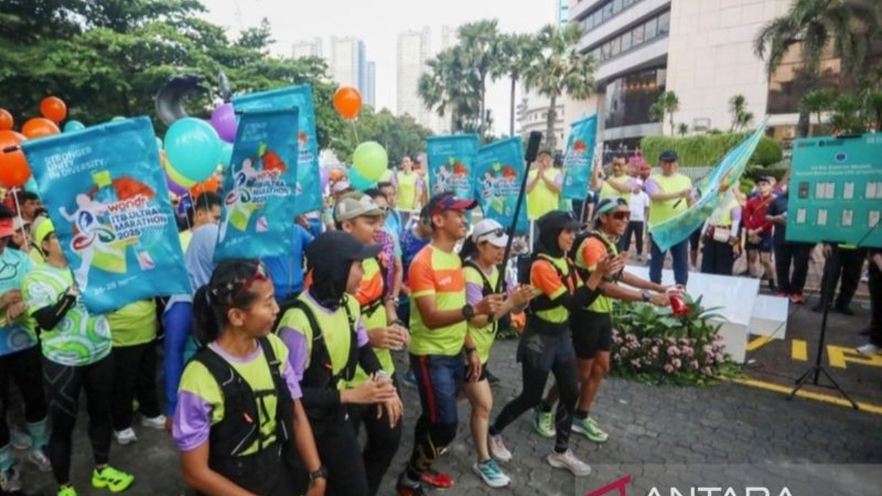 Gubernur DKI Jakarta Pramono Anung sangat antusias menyambut ITB Ultra Marathon 2025, sebuah ajang lari ikonik Jakarta-Bandung yang juga jadi reuni akbar alumni ITB dan penggalangan dana. Apa saja persiapannya?