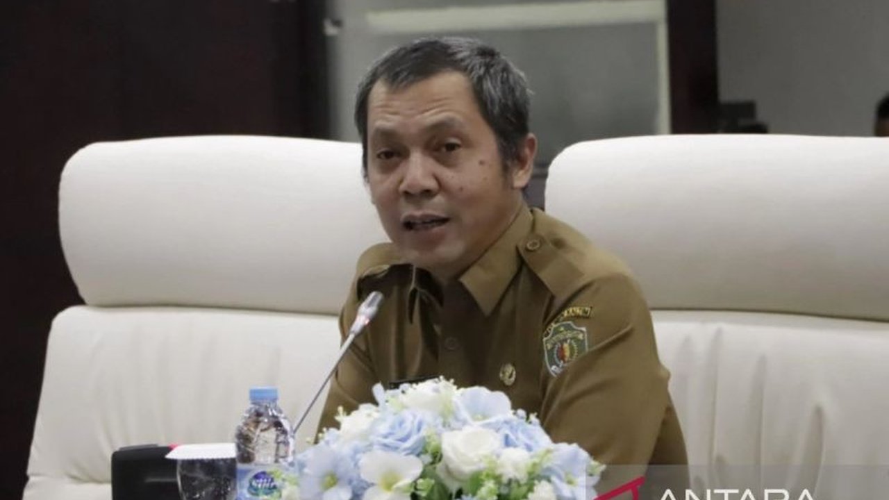 Dinas PUPR Kaltim menjelaskan mekanisme program bebas biaya administrasi untuk Kredit Rumah MBR, menanggung biaya notaris hingga provisi bank. Simak syarat dan caranya!