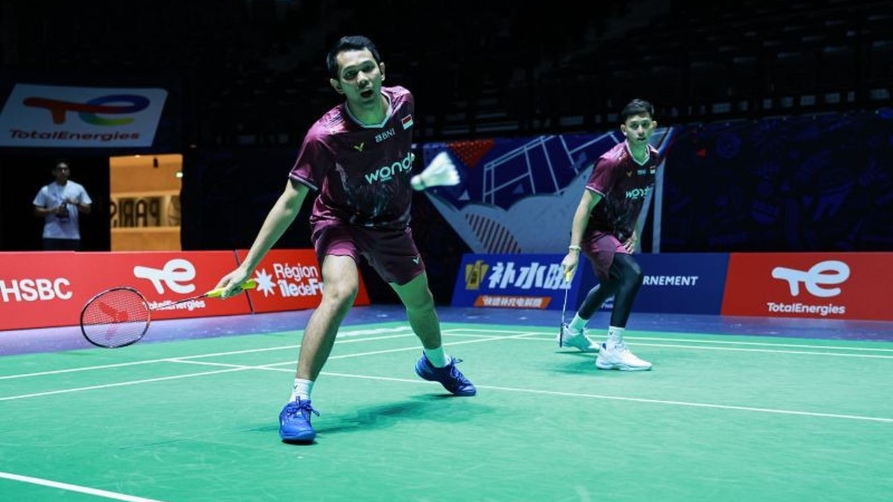 Wakil Indonesia terus mematangkan persiapan jelang Kejuaraan Dunia BWF 2025 di Paris, siap bertanding dengan 12 wakil dan target satu gelar juara. Bagaimana strategi mereka?