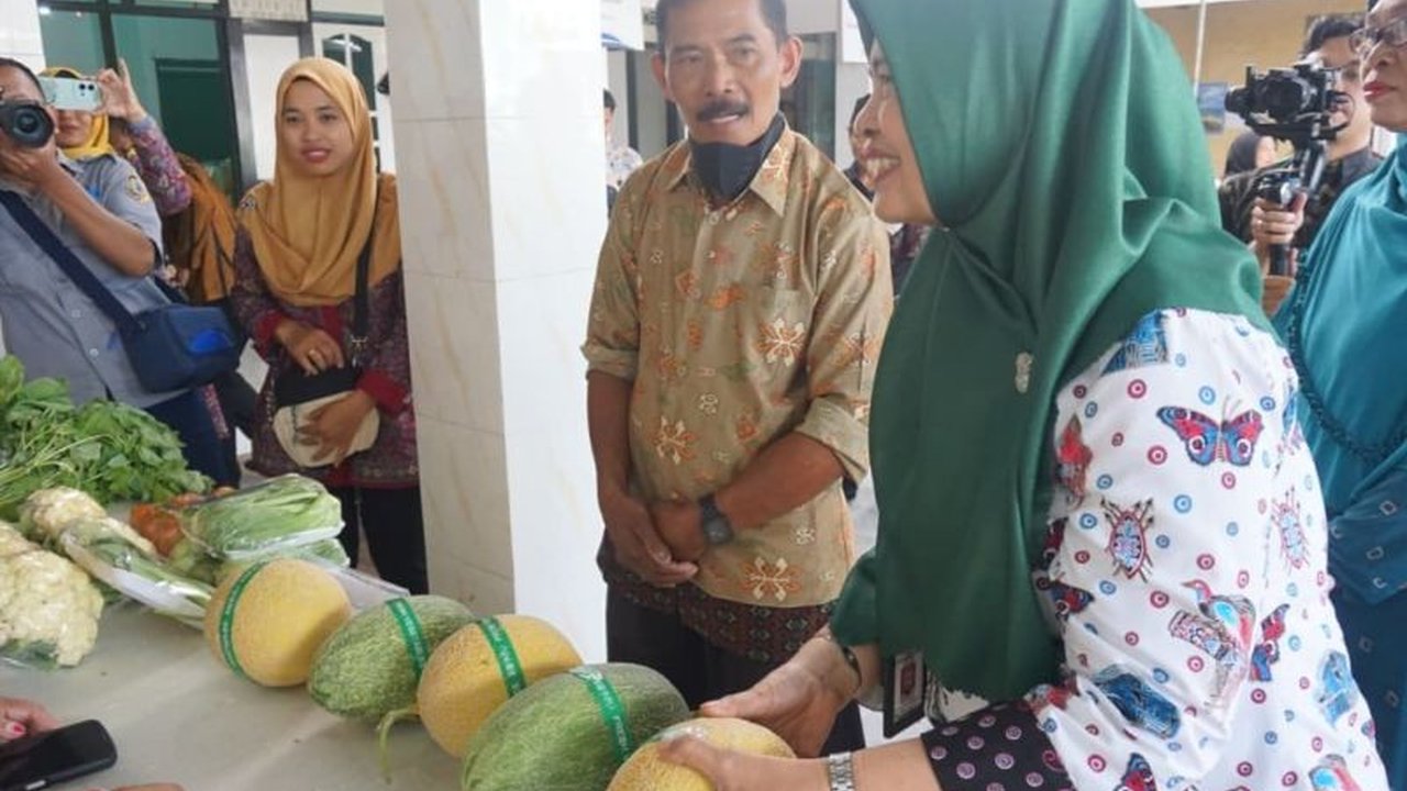 Pemerintah Kabupaten Tulungagung menunjukkan komitmen luar biasa dalam Penurunan Stunting Tulungagung dengan alokasi anggaran fantastis. Simak bagaimana mereka berhasil menekan angka stunting secara signifikan!