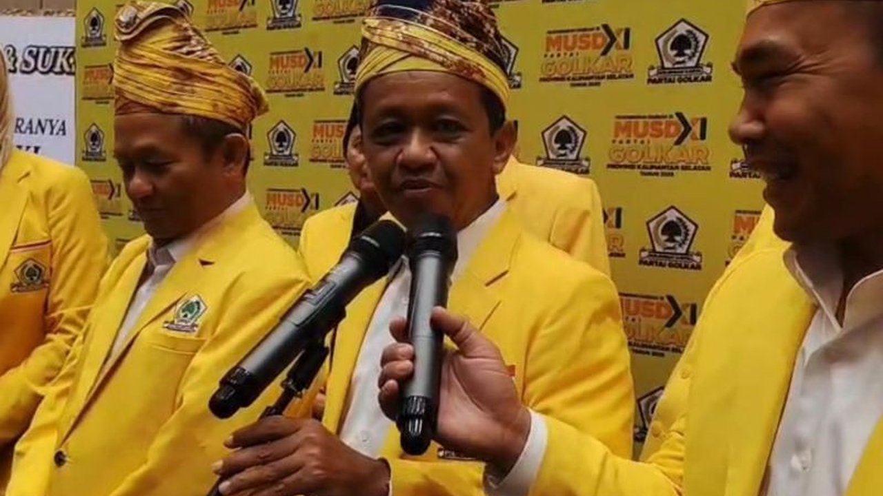 Ketua Umum Bahlil Lahadalia dan sejumlah tokoh senior Partai Golkar kompak menepis isu Munaslub Golkar, menegaskan kabar tersebut tidak berdasar dan hoaks.
