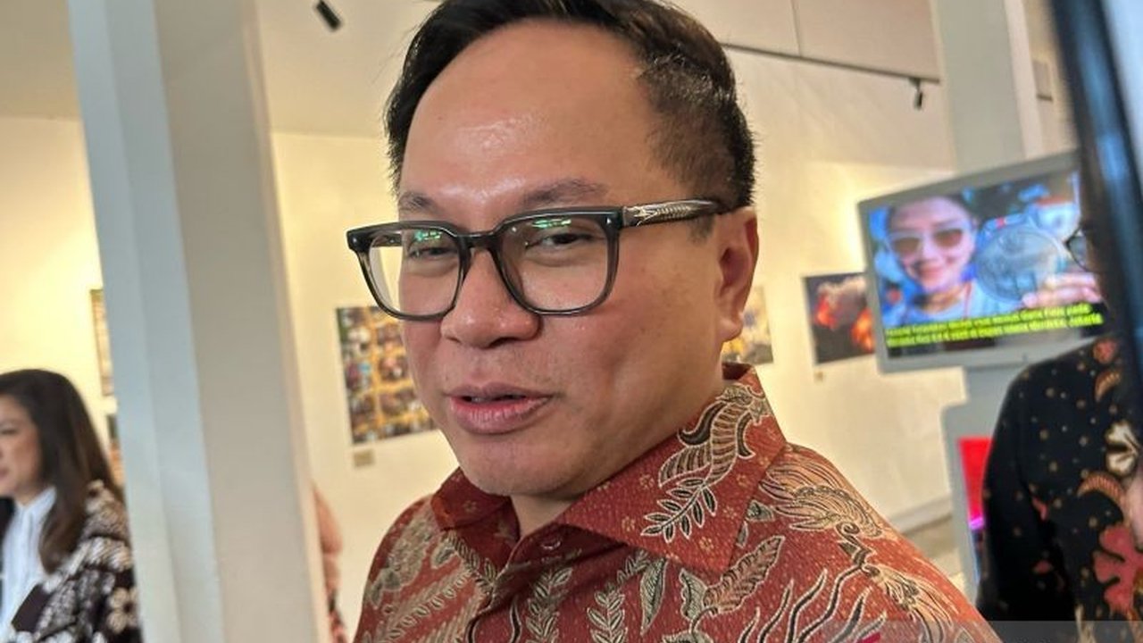 Wamen BUMN Kartika Wirjoatmodjo mengumumkan **Kereta Khusus Petani dan Pedagang** akan segera diluncurkan untuk memperlancar distribusi hasil bumi dan dagangan, kapan jadwalnya?