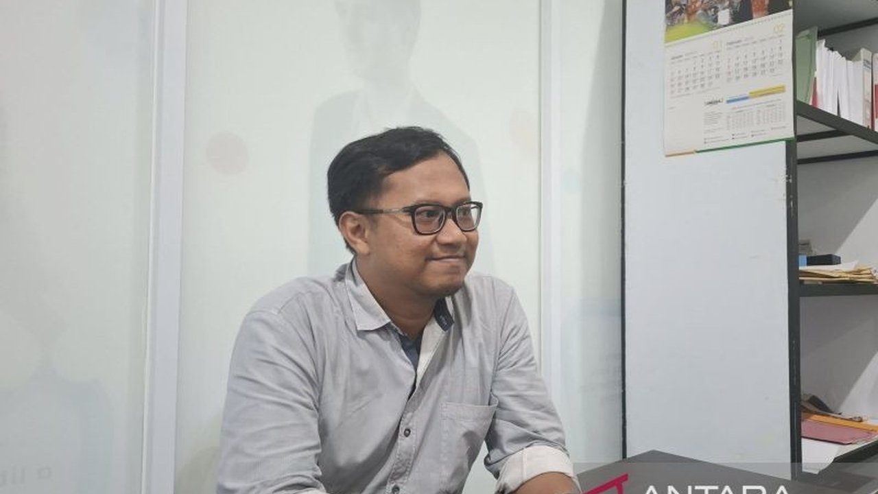 Pakar formulasi kebijakan Unisa Yogyakarta mengungkapkan 8 program prioritas RAPBN 2026 selaras Asta Cita, namun tantangan implementasi masih membayangi. Simak detailnya!