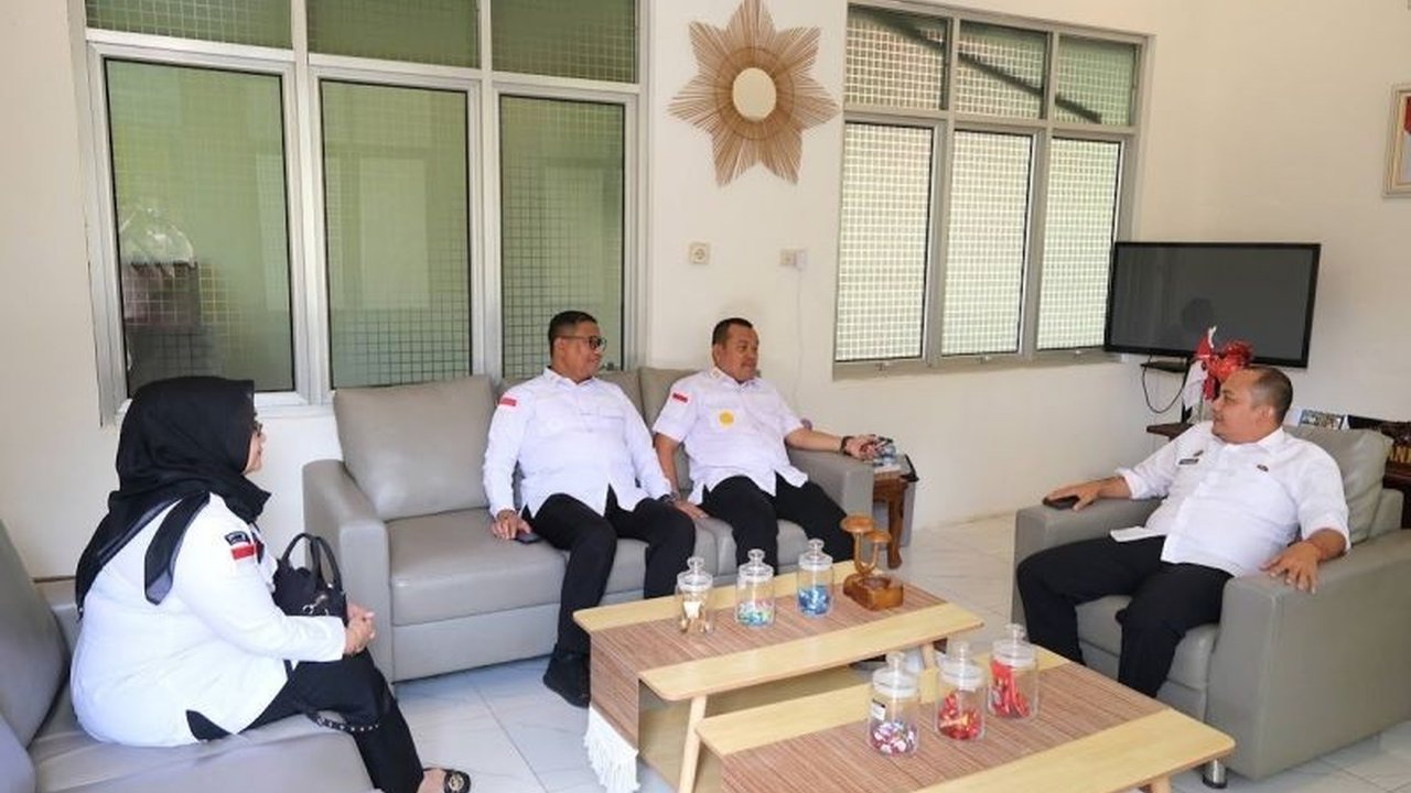 Kanwil Kemenkumham Babel mendata produk UMKM Bangka Tengah guna mengusulkan perlindungan Indikasi Geografis, langkah penting dorong daya saing produk lokal di pasar global.