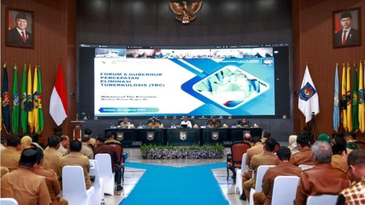 Pemerintah Indonesia memperkuat komitmennya dalam Percepatan Eliminasi TB di delapan provinsi dengan beban kasus tertinggi, mengingat penyakit ini masih menjadi ancaman serius.