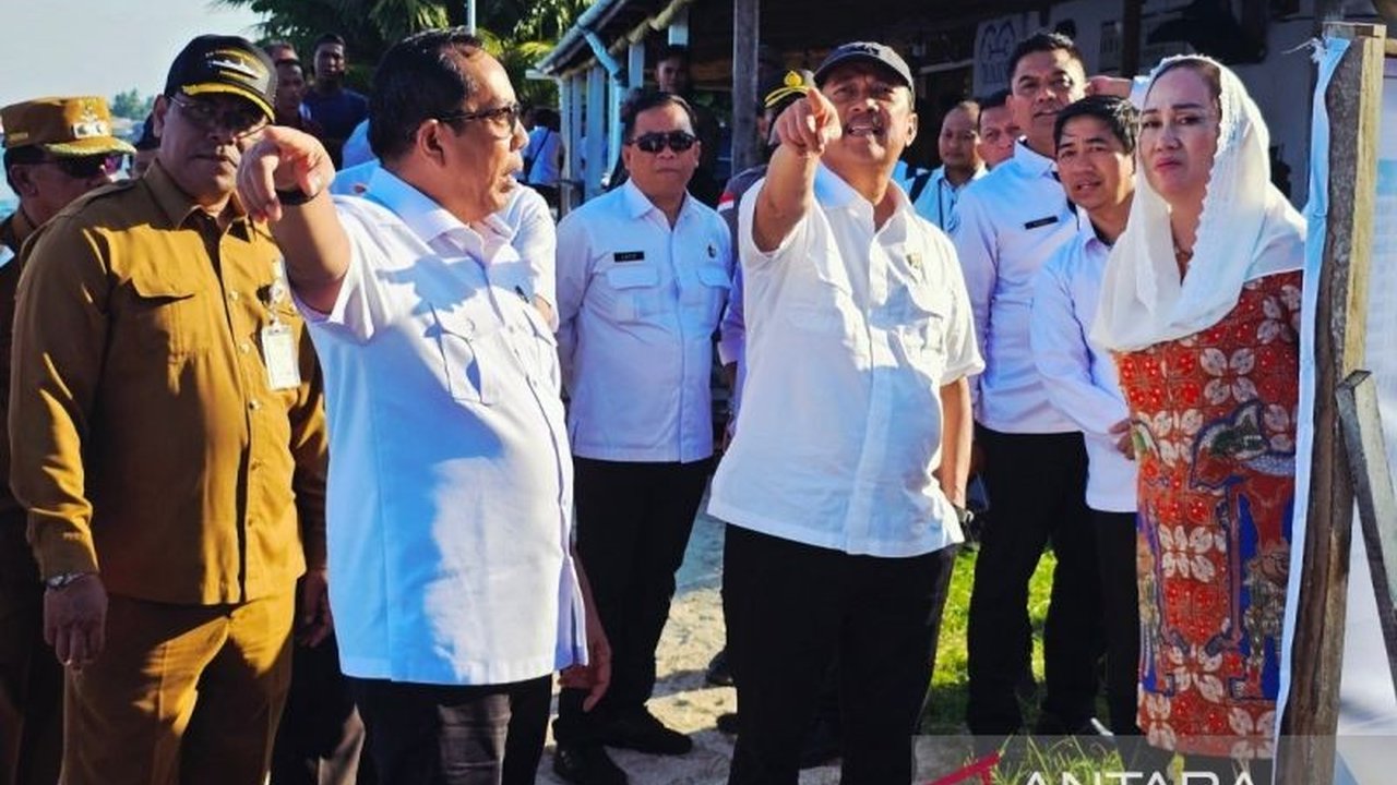 Kementerian Kelautan dan Perikanan (KKP) segera membangun pasar ikan modern di Natuna senilai Rp91,2 miliar. Penasaran fasilitas apa saja yang akan hadir dan bagaimana dampaknya bagi ekonomi lokal?