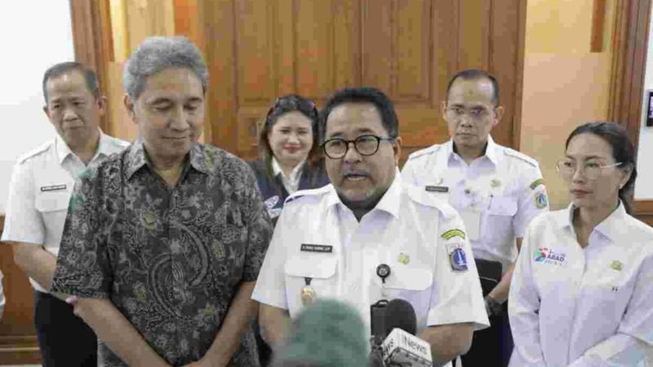 Pemprov DKI Jakarta bergerak cepat menyiapkan 500 lokasi untuk perayaan akbar 500 Tahun Jakarta. Konsep 'Titik Temu' akan libatkan warga hingga 2027. Apa saja kegiatannya?