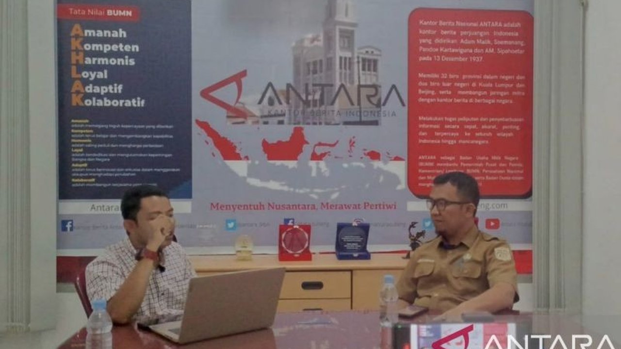 Ketersediaan stok dari luar daerah menjadi pemicu utama lonjakan harga bawang merah di Palu. Simak langkah Pemkot Palu menstabilkan harga komoditas penting ini.