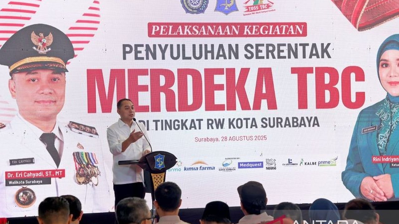 Pemkot Surabaya menorehkan sejarah baru dengan rekor MURI penyuluhan TBC terbanyak tingkat RW. Bagaimana strategi Kota Pahlawan capai Merdeka TBC 2030?