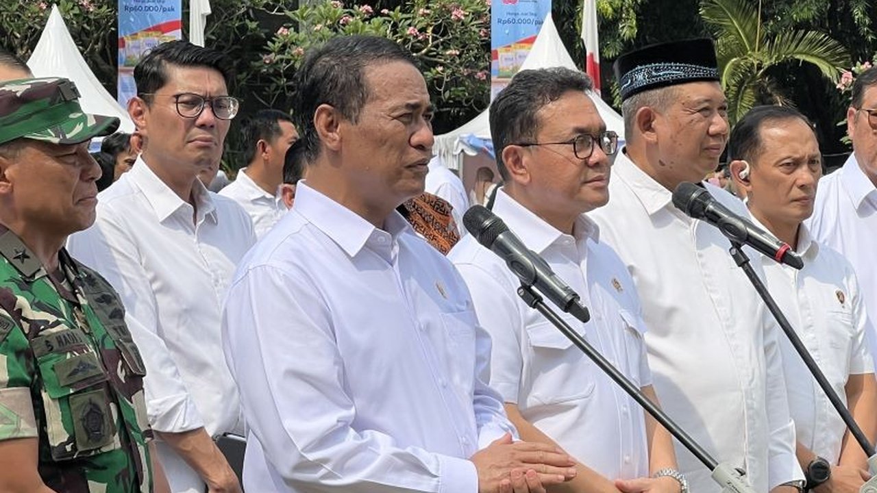 Menteri Pertanian Andi Amran Sulaiman memberikan diskresi khusus bagi masyarakat yang menemukan beras SPHP rusak untuk ditukarkan ke Bulog. Bagaimana jaminan kualitas beras nasional?