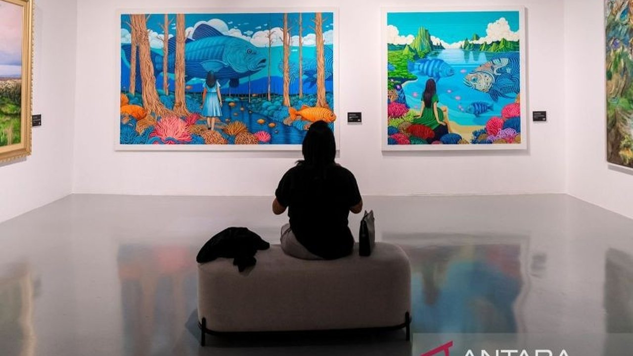 Pameran SBY Art Community 'Art for Peace and a Better Future' menjadi bukti nyata bahwa sektor ekonomi kreatif mampu menjadi mesin penggerak ekonomi nasional. Penasaran dengan karya SBY?