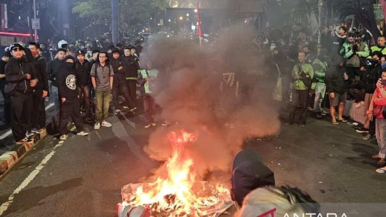 Meski sempat terdampak asap gas air mata, pelayanan di RSSA Malang tetap berjalan normal pasca-kericuhan demo. Bagaimana kondisi korban yang dirawat?