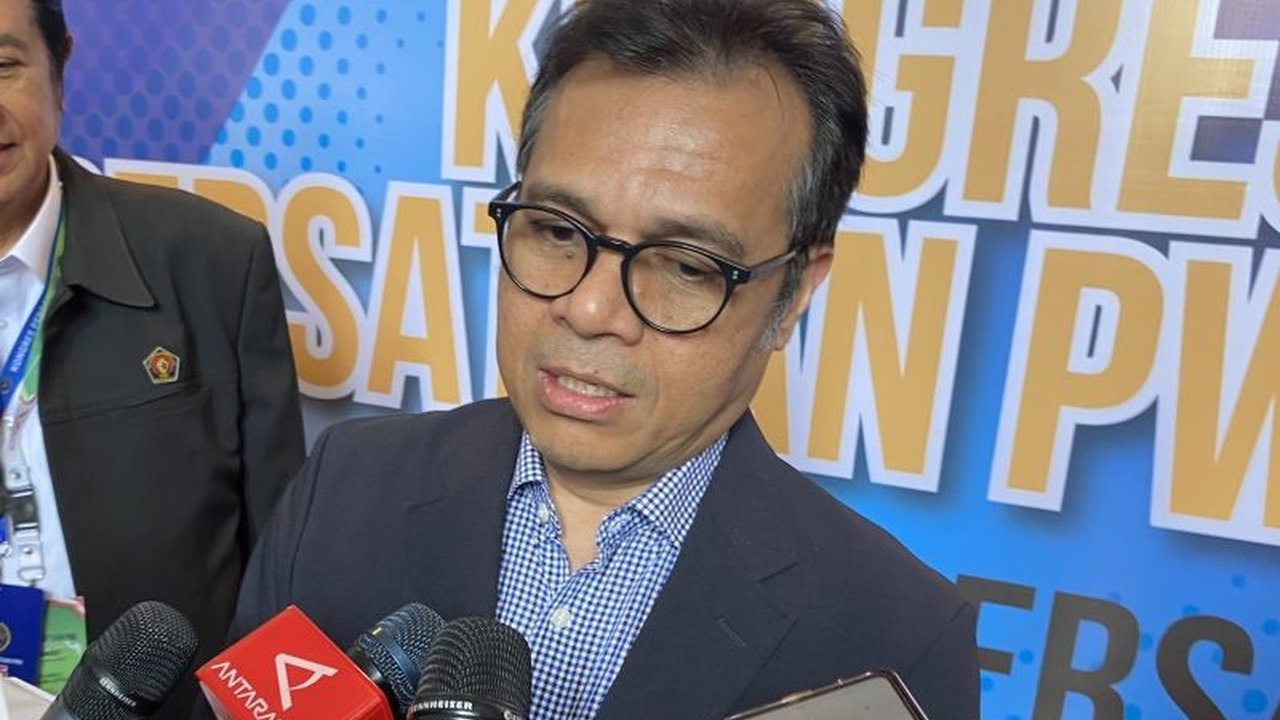 Kementerian Komunikasi dan Digital (Kemkomdigi) menegaskan tidak ada pembatasan pada liputan demo media. Namun, ada imbauan penting untuk jurnalisme berkualitas. Apa maksudnya?