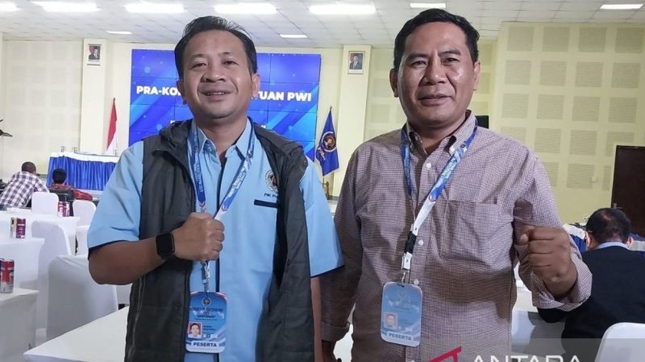 PWI NTB menyatakan dukungan penuh terhadap program rekonsiliasi Ketua Umum terpilih Akhmad Munir, demi menyatukan kembali organisasi wartawan terbesar ini setelah kongres sengit.