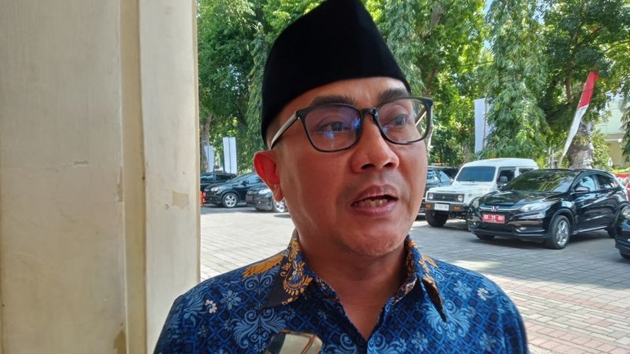 Dinas Kesehatan Mataram sigap menangani belasan warga sipil yang terdampak aksi unjuk rasa di depan gedung DPRD NTB, namun kondisi mereka mengejutkan. Simak detailnya!