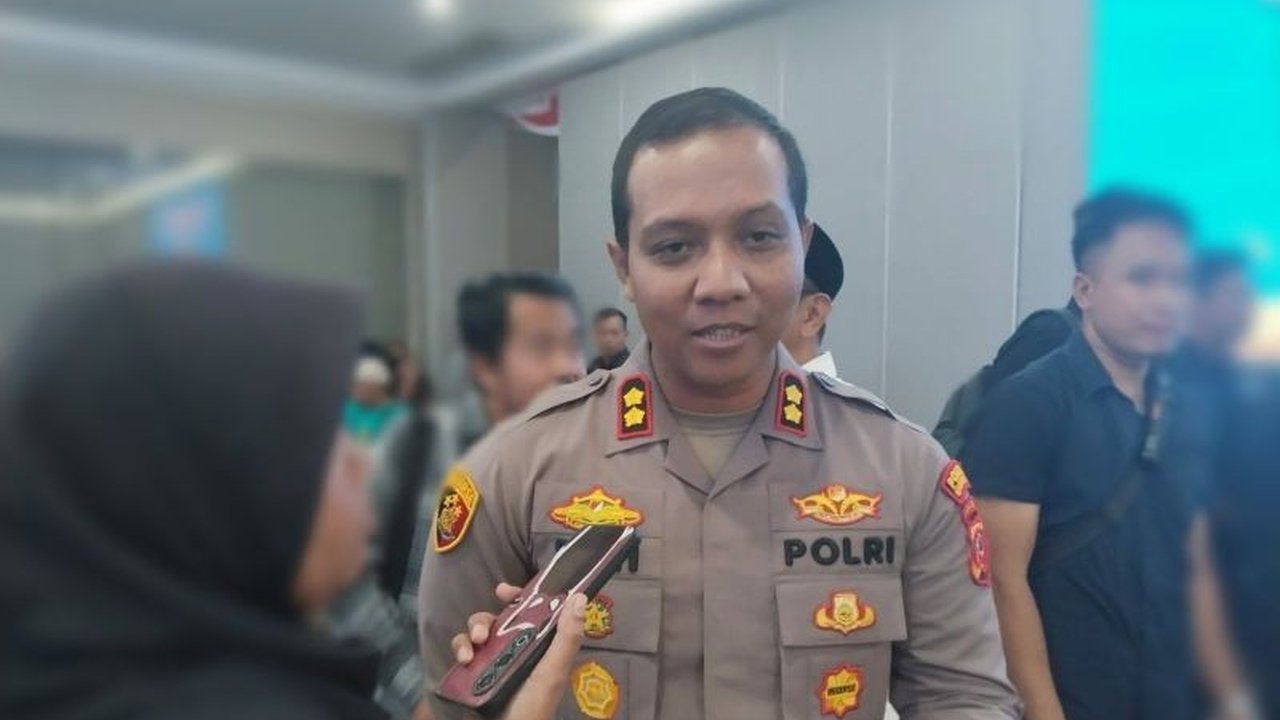 Polres Karawang Siaga Satu penuh! Seluruh personel dilarang cuti demi antisipasi unjuk rasa besar di DPRD. Apa pemicu situasi genting ini dan bagaimana persiapan pengamanannya?